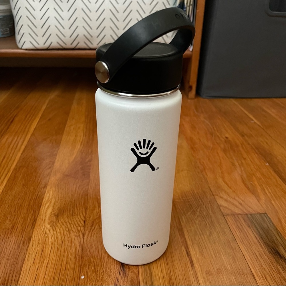 Like new white hydro flask
